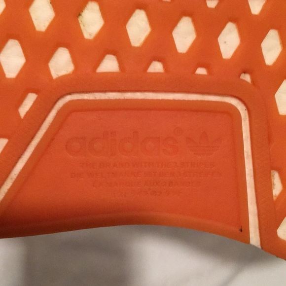 Adidas NMD runner boost three stripes size 6.5 - Picture 4 of 7